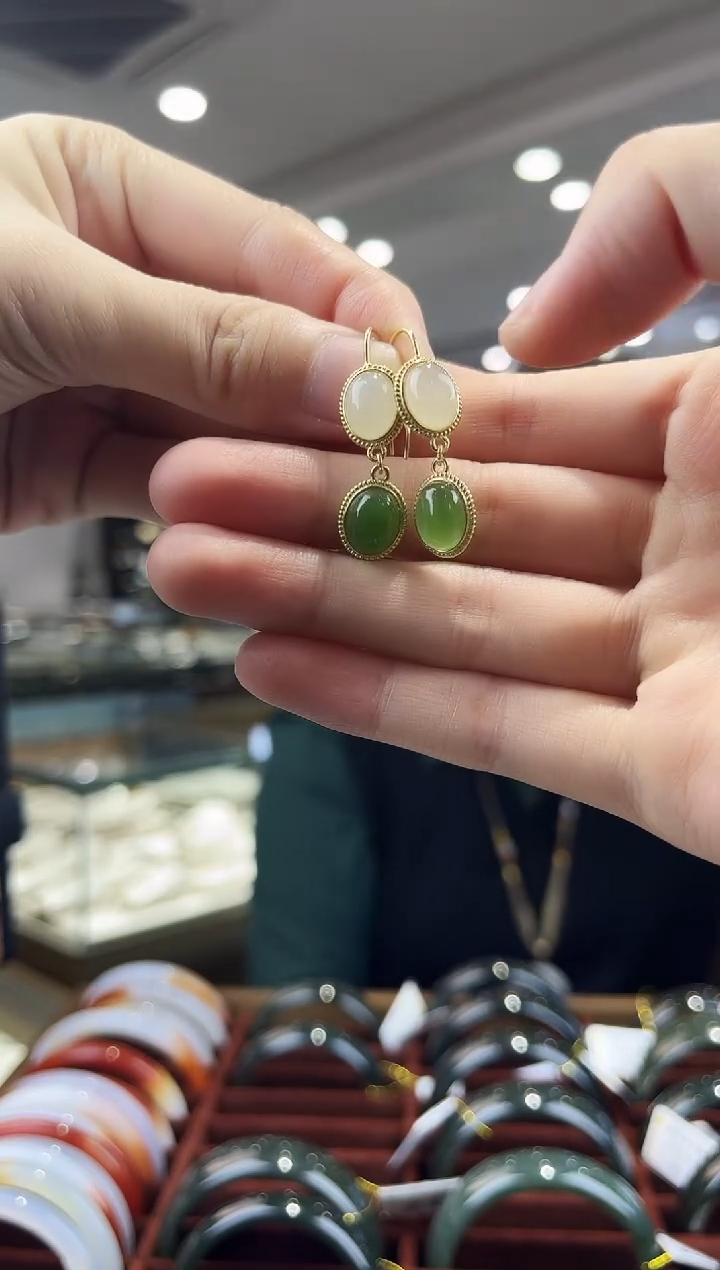 【闪购商品】和田玉耳饰银S925镶嵌多样性发其一