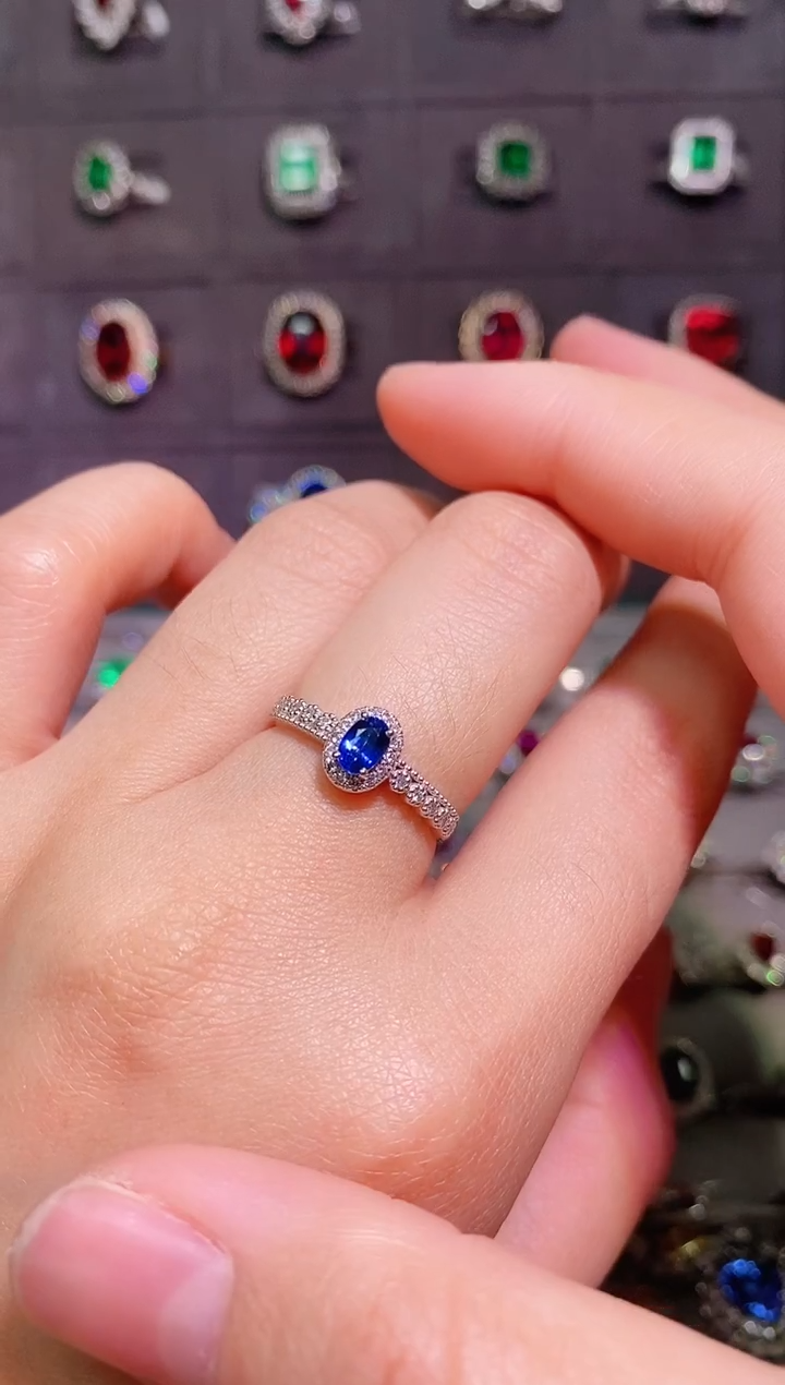 【闪购商品】蓝宝石戒指铂Pt950镶嵌-