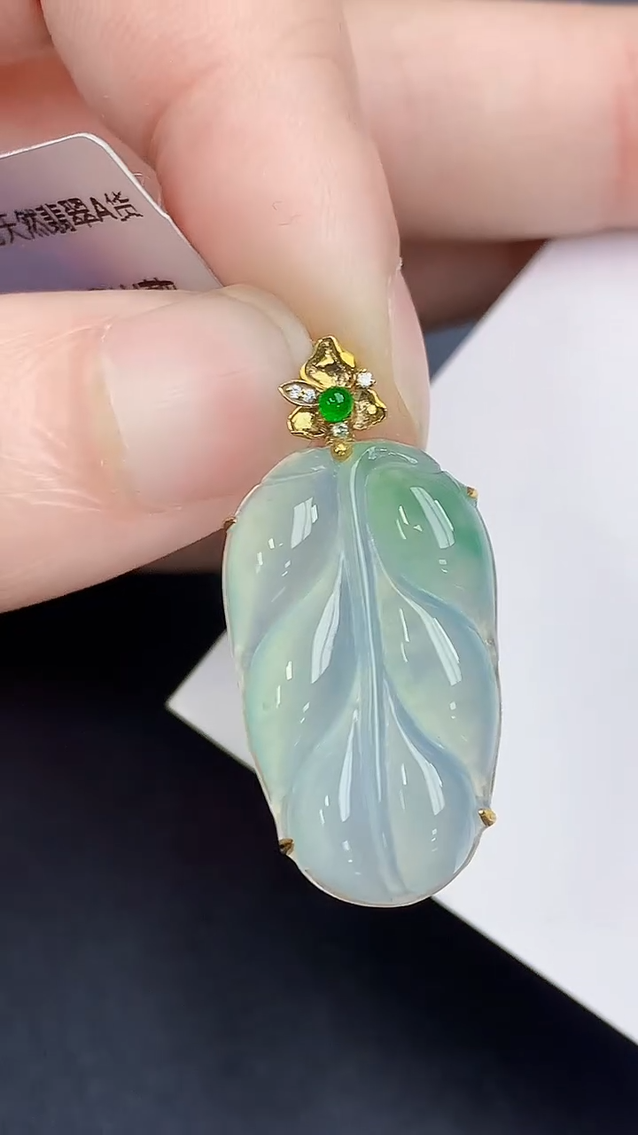 颈饰18K金镶嵌翡翠 天然缅甸A货百元以上9元证书费自理