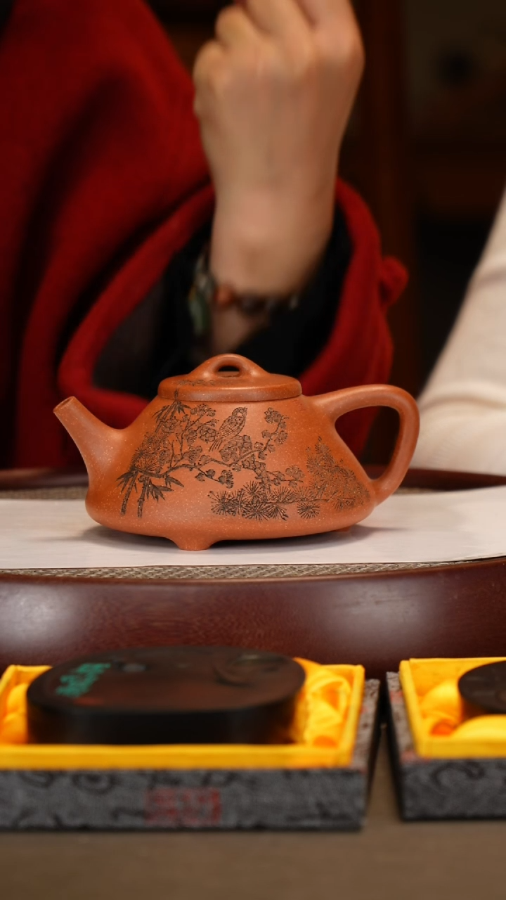 【闪购商品】紫砂茶壶【李霓】沉香泥子冶石瓢  350CC