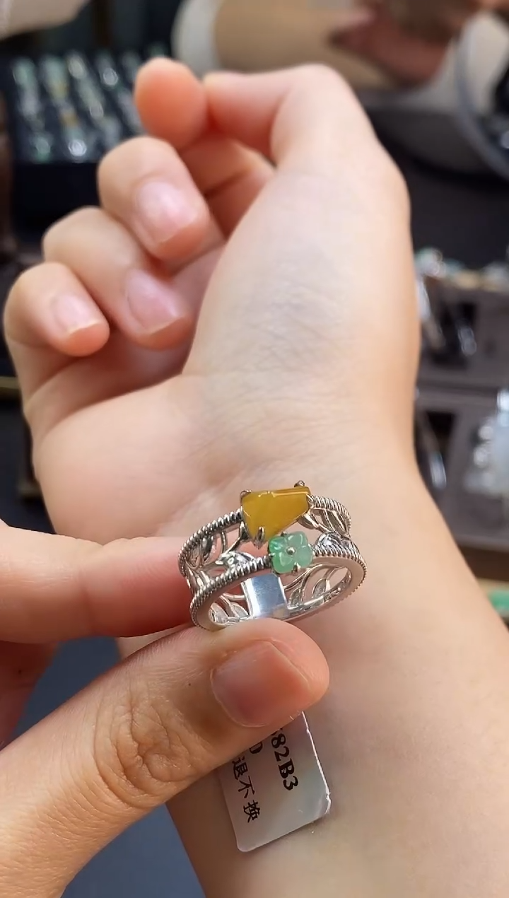 颈饰银S925镶嵌翡翠14722