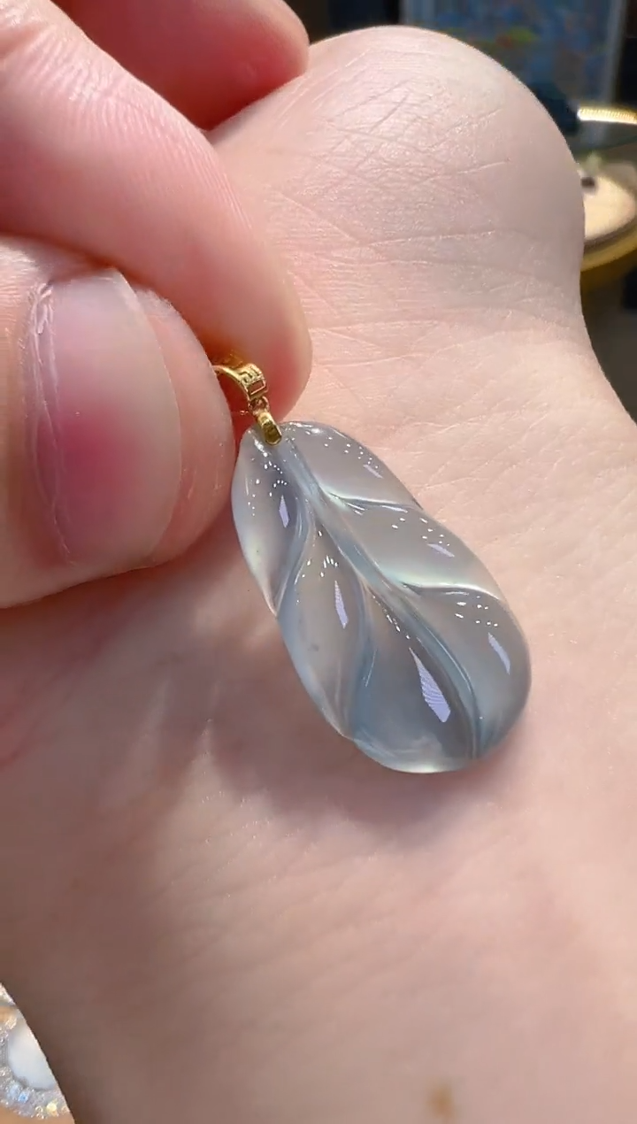 翡翠18K金镶嵌吊坠(不含链)多样性发其一