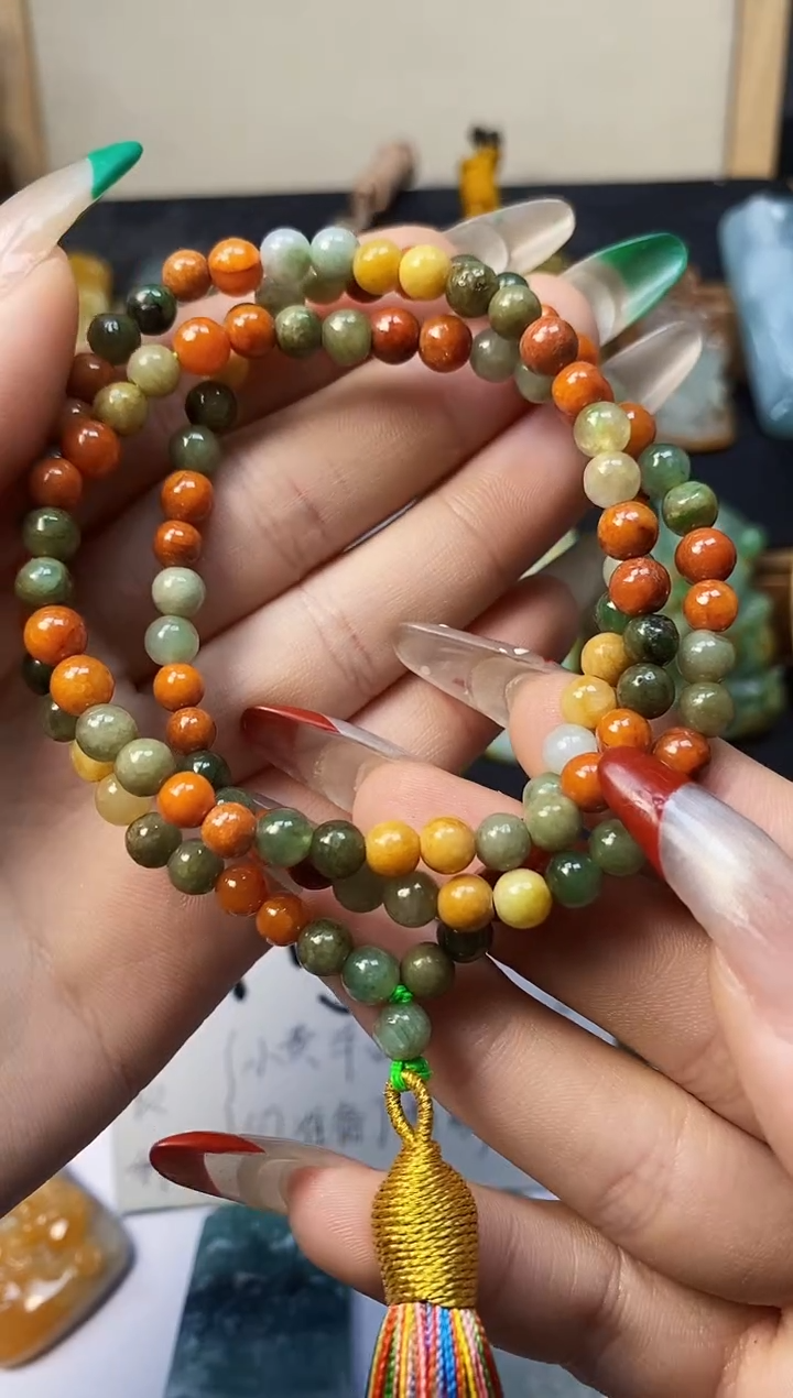 【闪购商品】翡翠颈饰未镶嵌A货翡翠