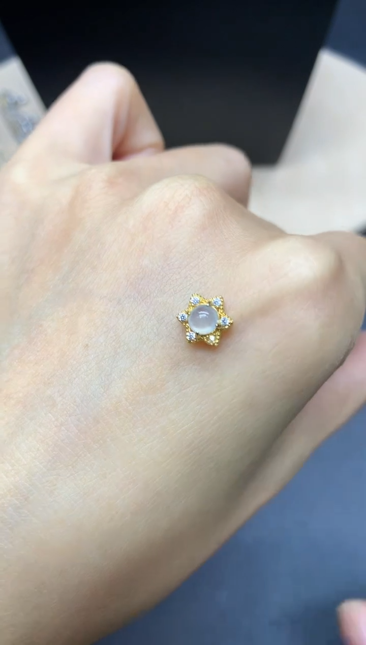 【闪购商品】翡翠吊坠(不含链)银S925镶嵌蛋面【无服务费】