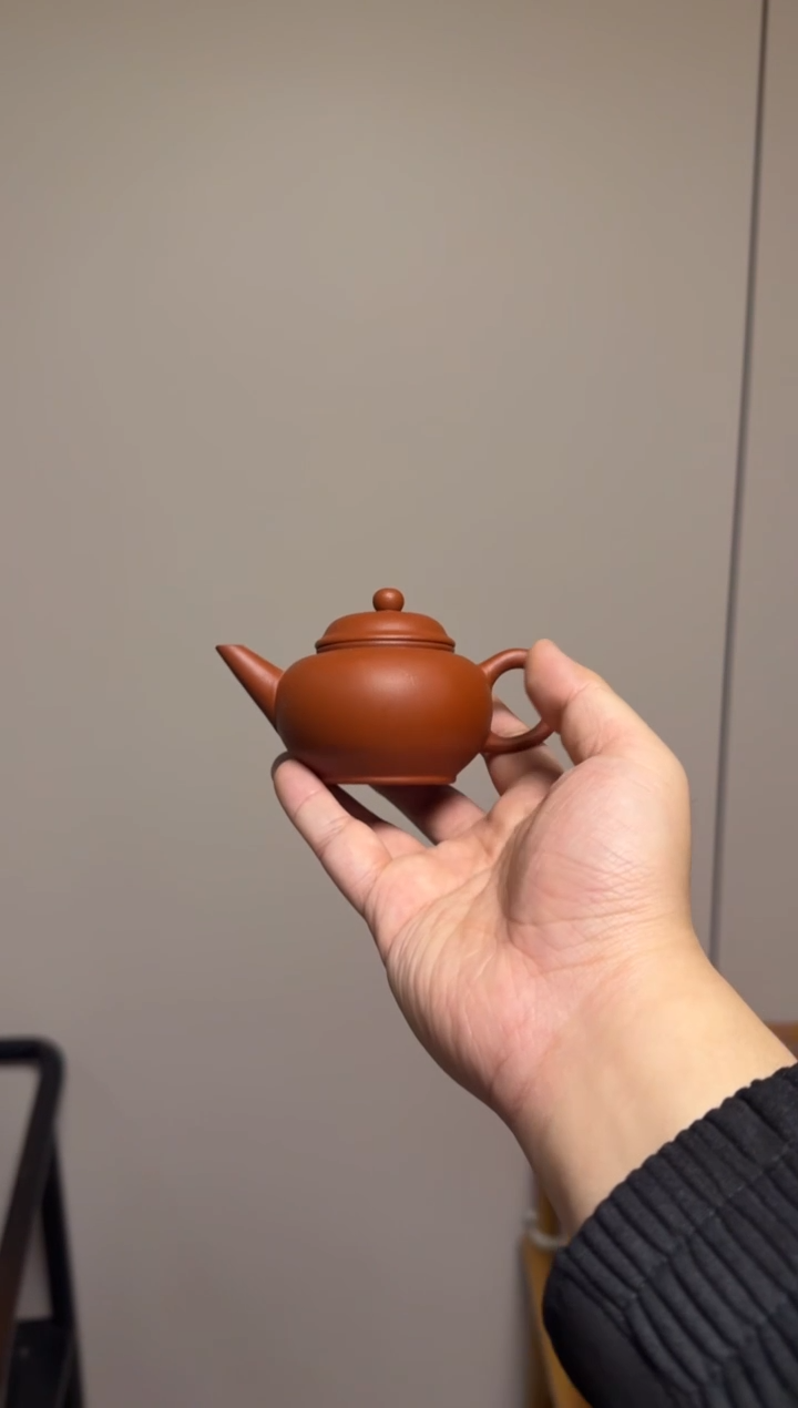 茶壶紫砂?****?紫泥盘子一个