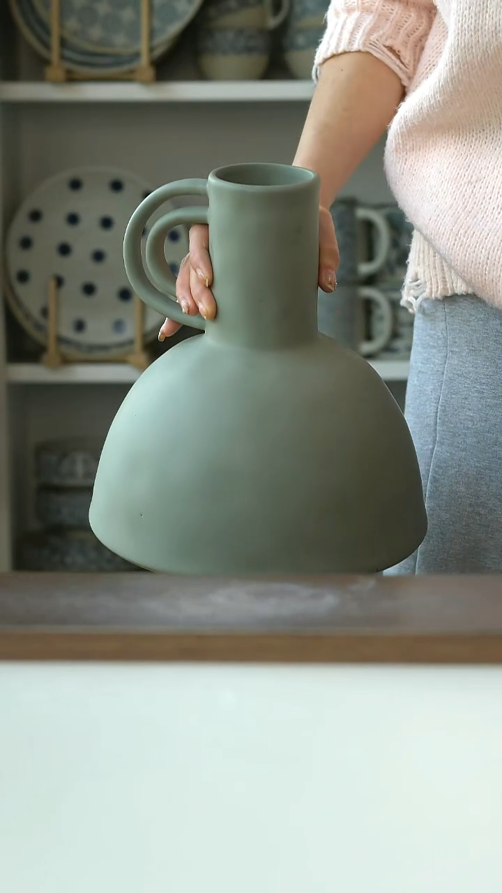 陶出澳MISS ONE中古橄榄绿双环花瓶26cm@4-2@微瑕