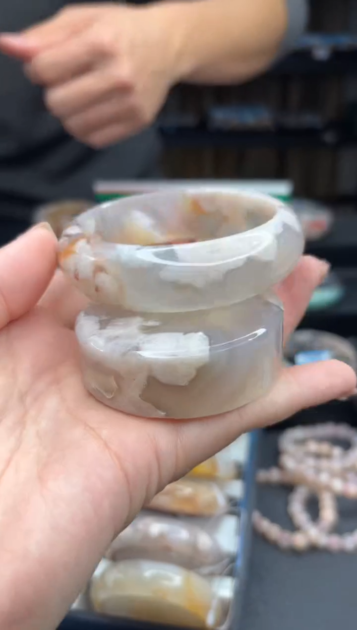 【闪购商品】石英质玉手镯未镶嵌2（58圈赠送镯心）