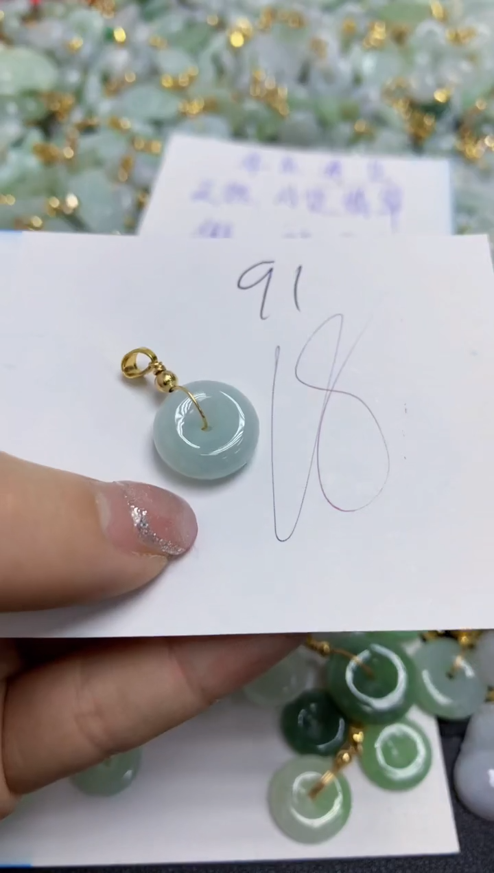 【闪购商品】翡翠颈饰合金天然翡翠A货