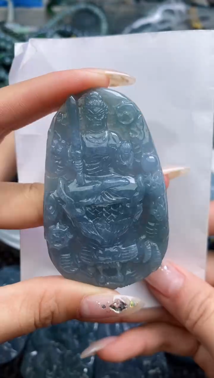 【闪购商品】翡翠颈饰未镶嵌          