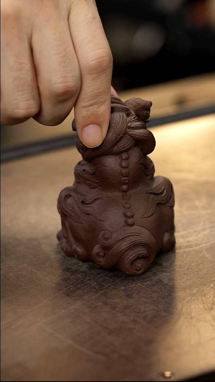 紫砂茶宠紫砂麒麟