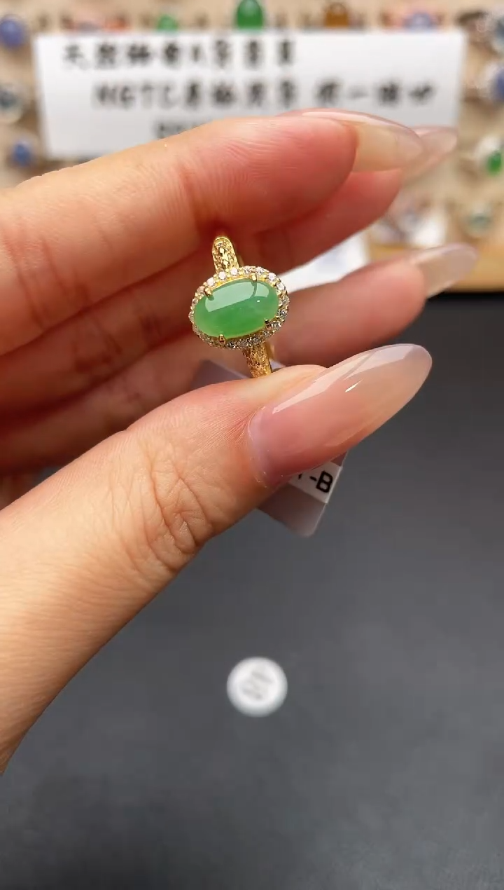 银S925镶嵌戒指翡翠一物一证一礼盒