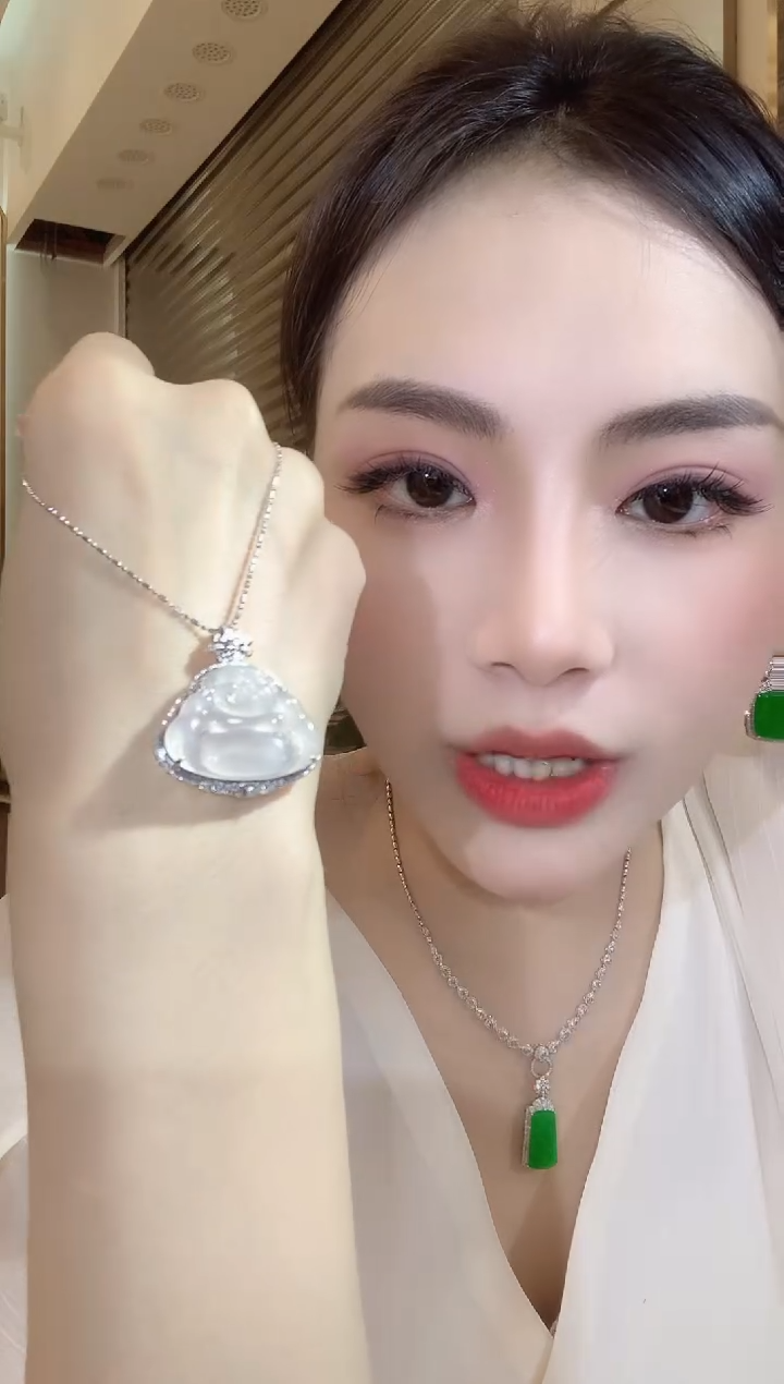 【云中意】18K金翡翠佛公吊坠 （不含链）多样性发一件lyx