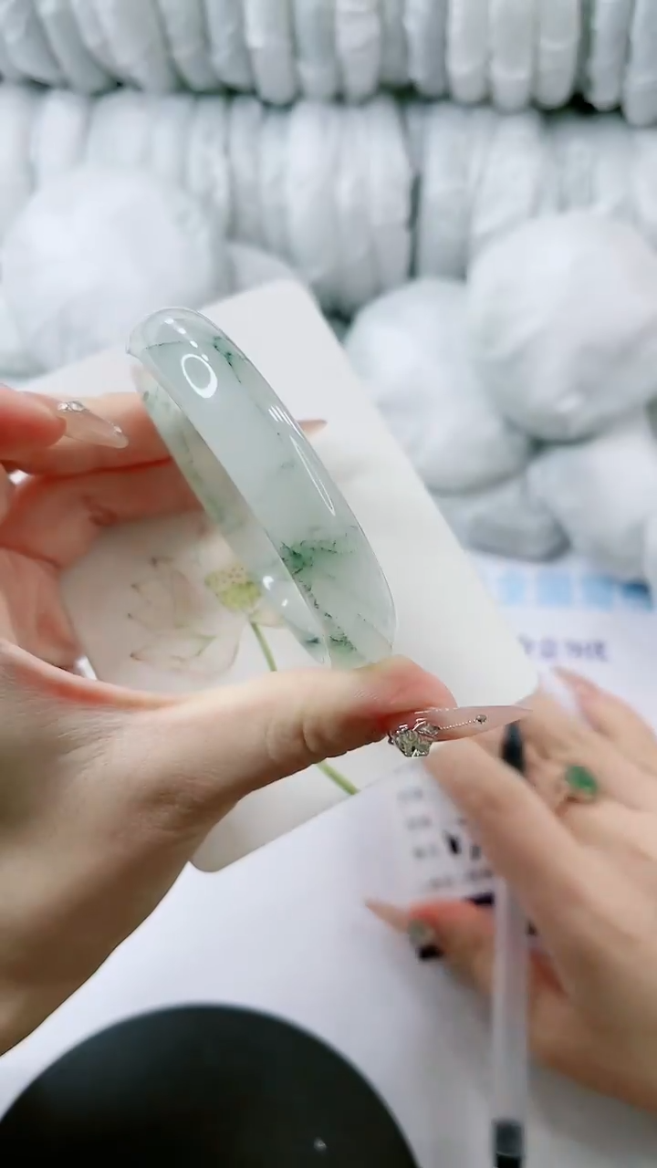 【闪购商品】石英质玉手镯未镶嵌多样性发货V3