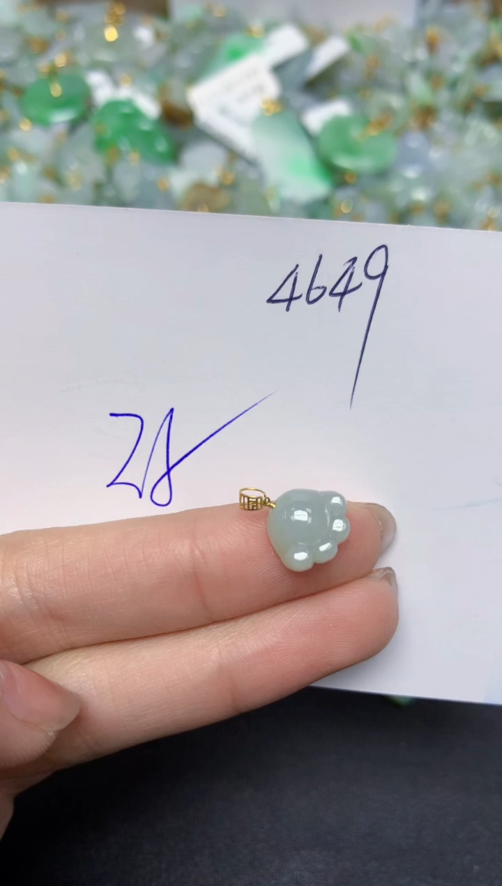 【闪购商品】翡翠颈饰18K金镶嵌天然翡翠A货