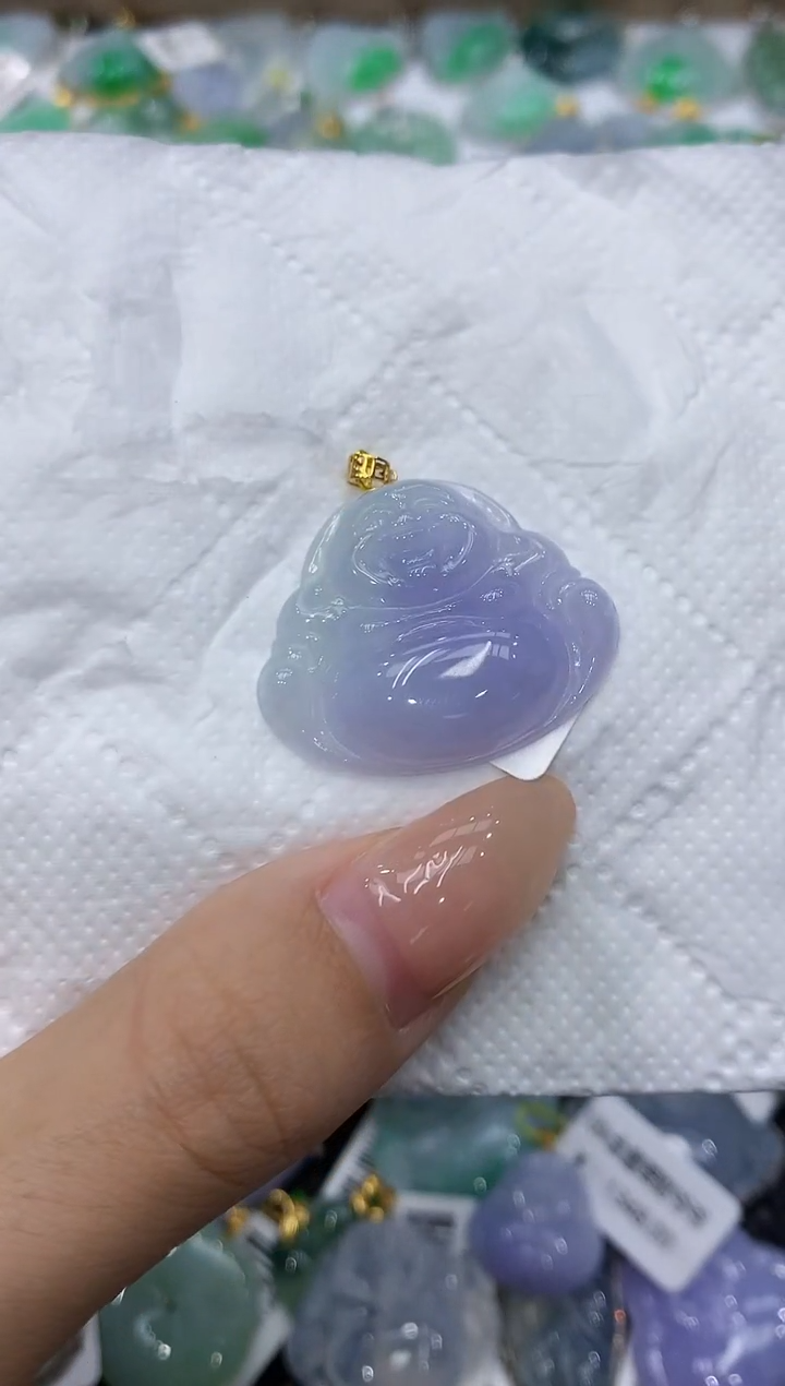 颈饰18K金镶嵌翡翠111111111111
