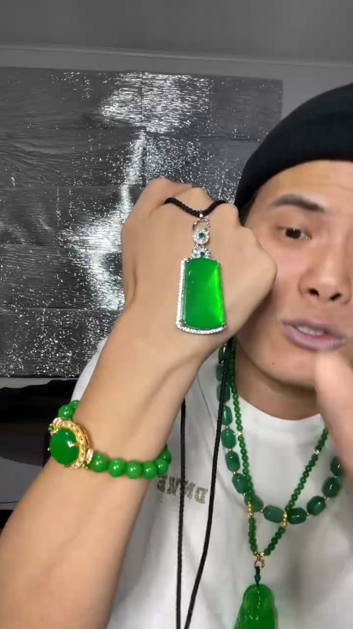 翡翠未镶嵌吊坠(赠链)【小伍珠宝】高端0镶嵌无事牌