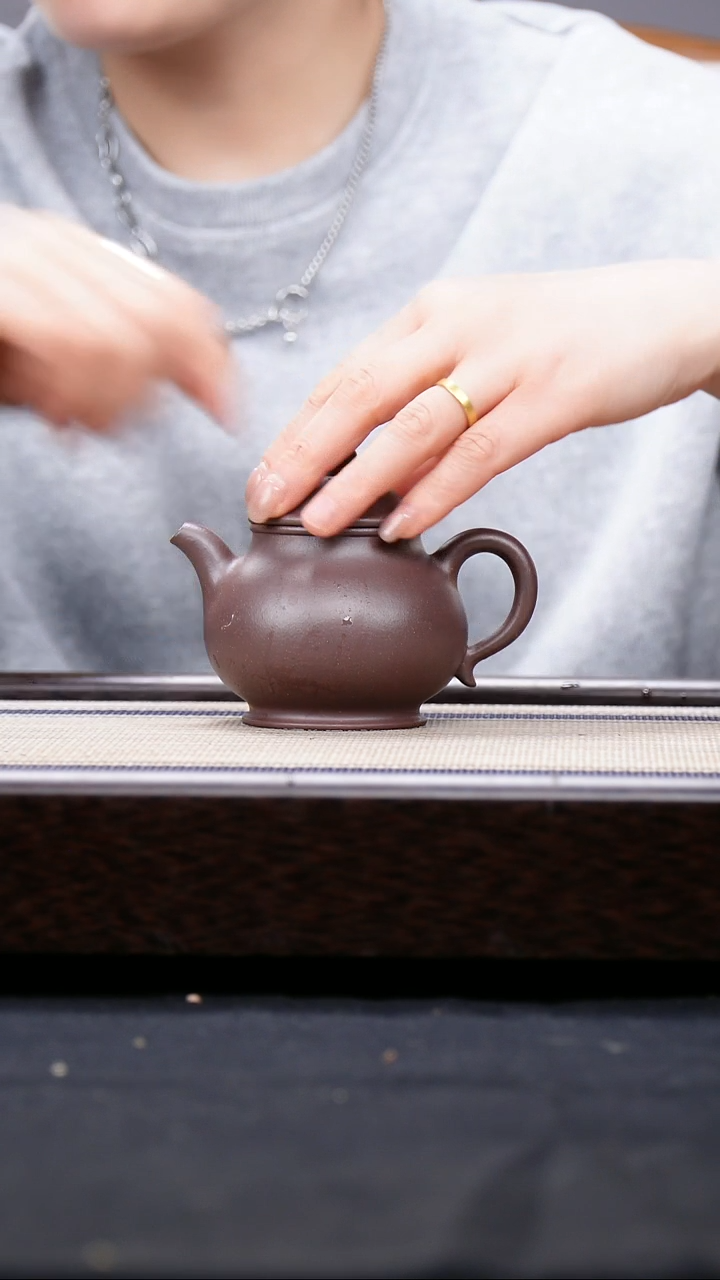 【闪购商品】紫砂茶壶四号井低槽青高潘壶