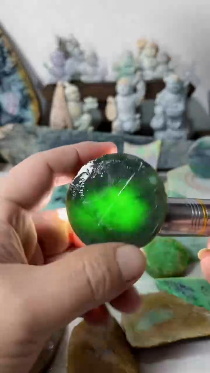 【闪购商品】翡翠吊坠(不含链)未镶嵌A242