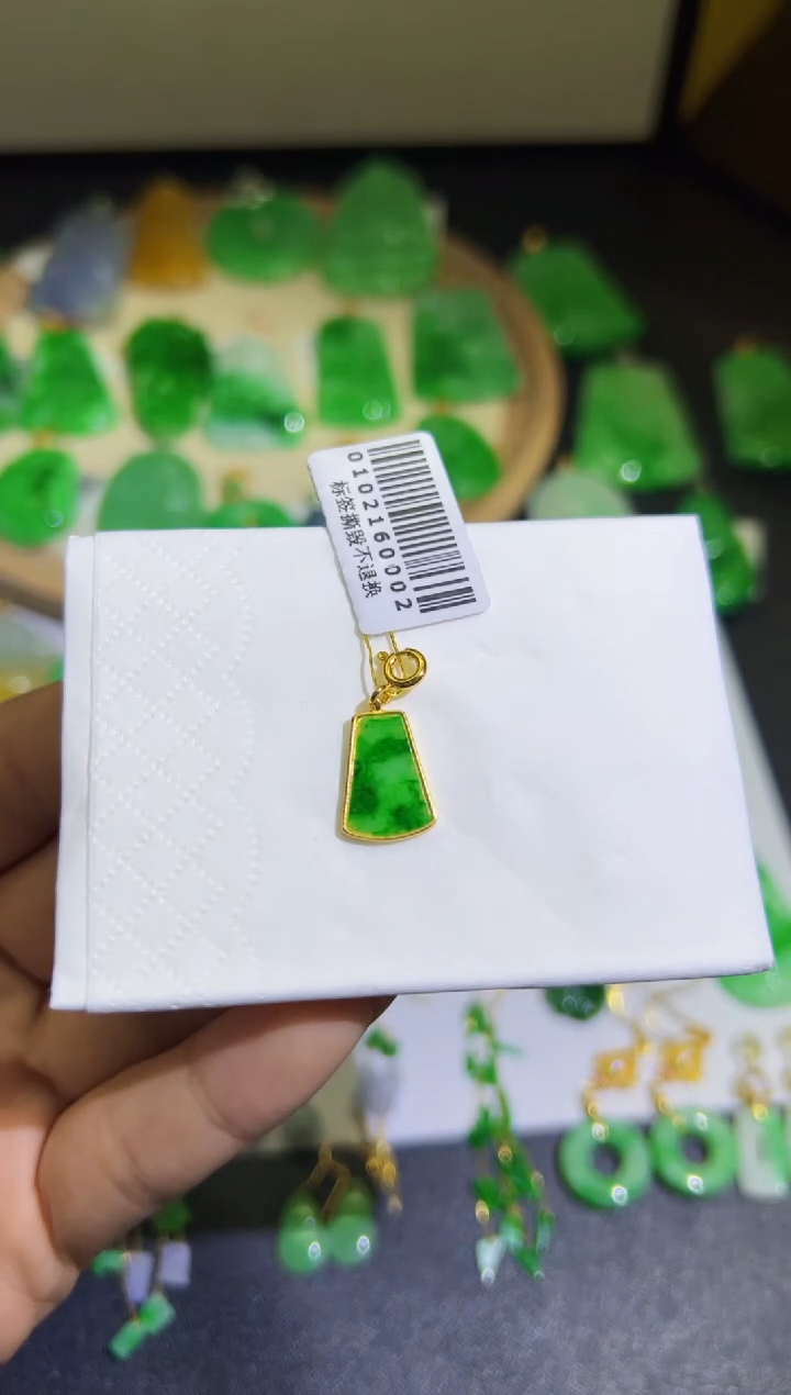 【闪购商品】翡翠颈饰银S925镶嵌Q缅料A货翡翠/支持复检/一件