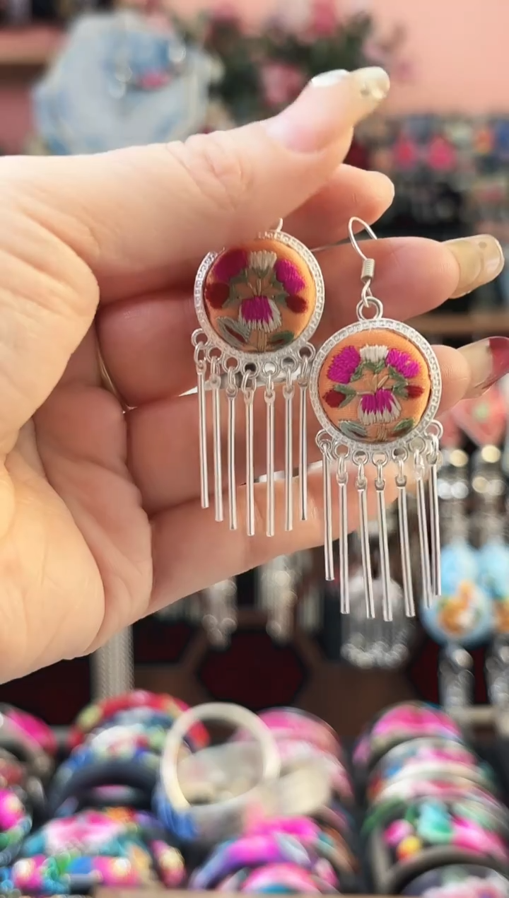 艺枝独绣手工饰品206
