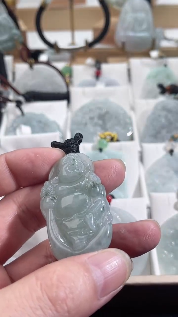 吊坠(赠链)未镶嵌翡翠10/14/     