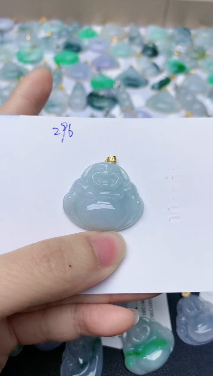 【闪购商品】翡翠颈饰18K金镶嵌天然翡翠A货    296