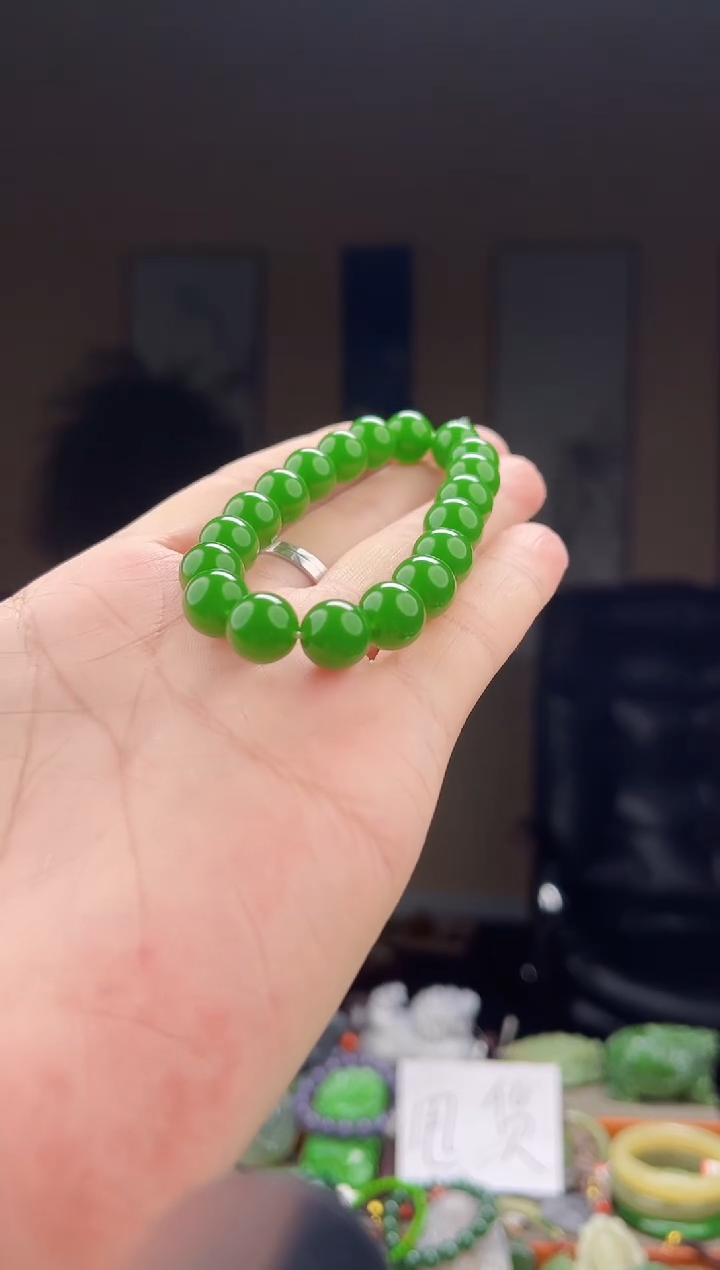 和田玉未镶嵌颈饰1