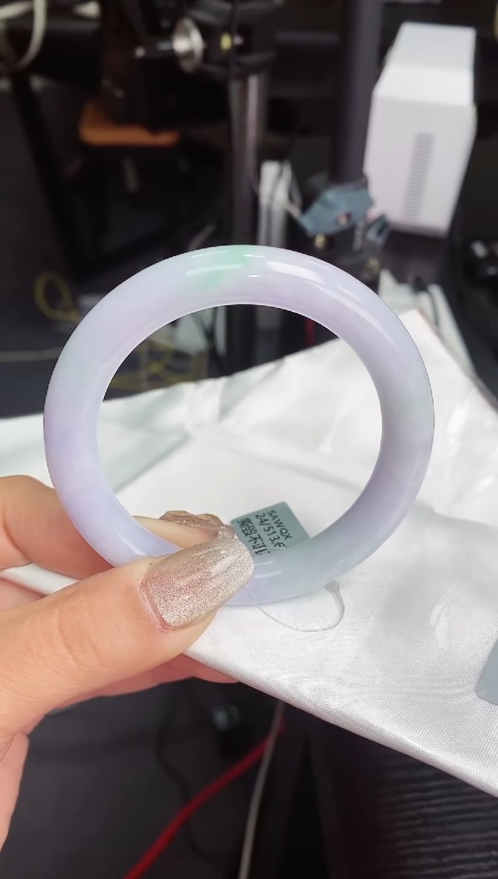 【闪购商品】翡翠手镯（圆镯）未镶嵌