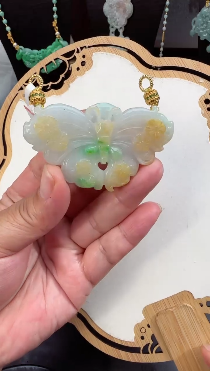 【闪购商品】翡翠颈饰未镶嵌拍照