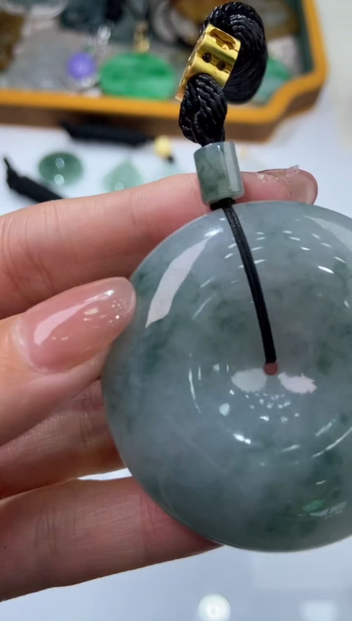 【闪购商品】翡翠挂件未镶嵌2215539  