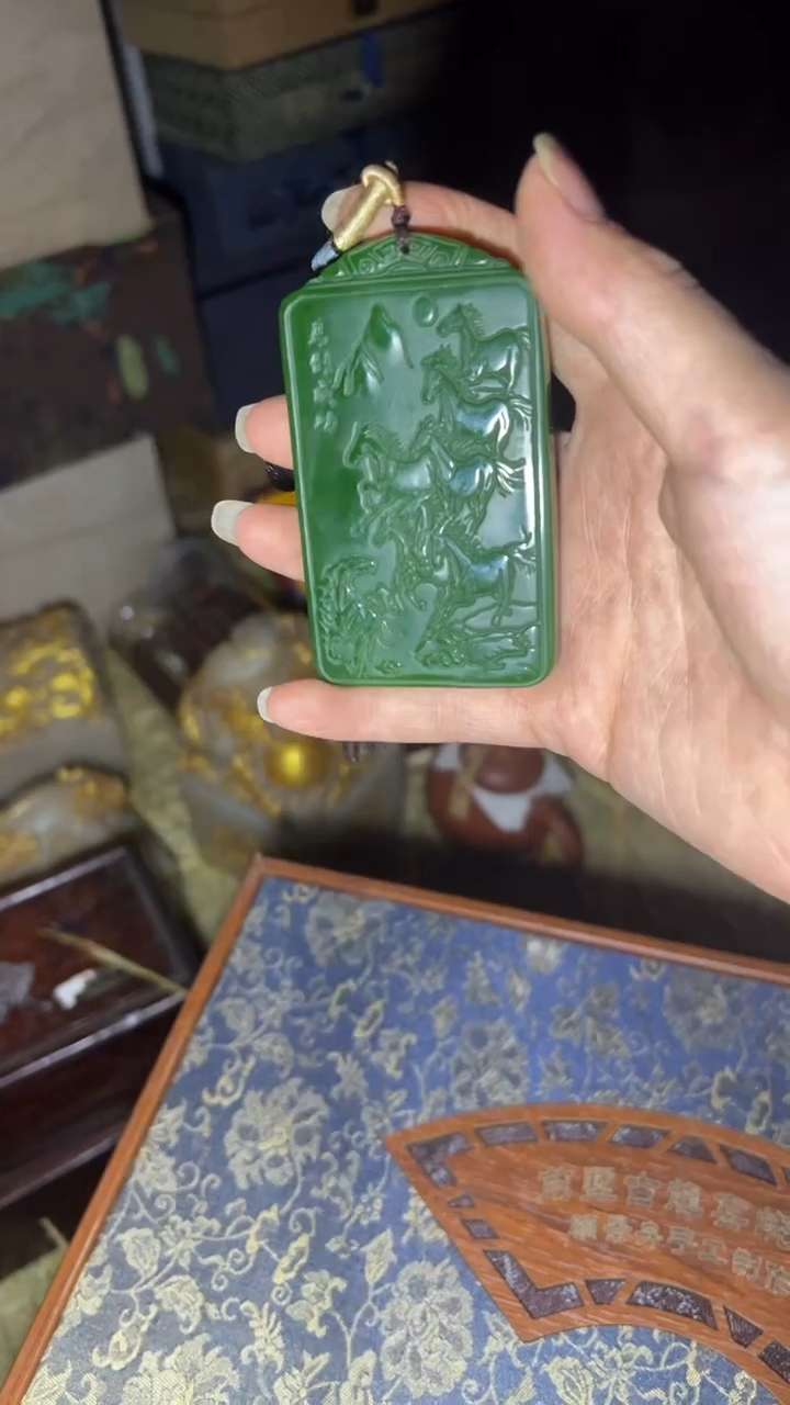 和田玉（碧玉）未镶嵌把件闪购高端商品链接