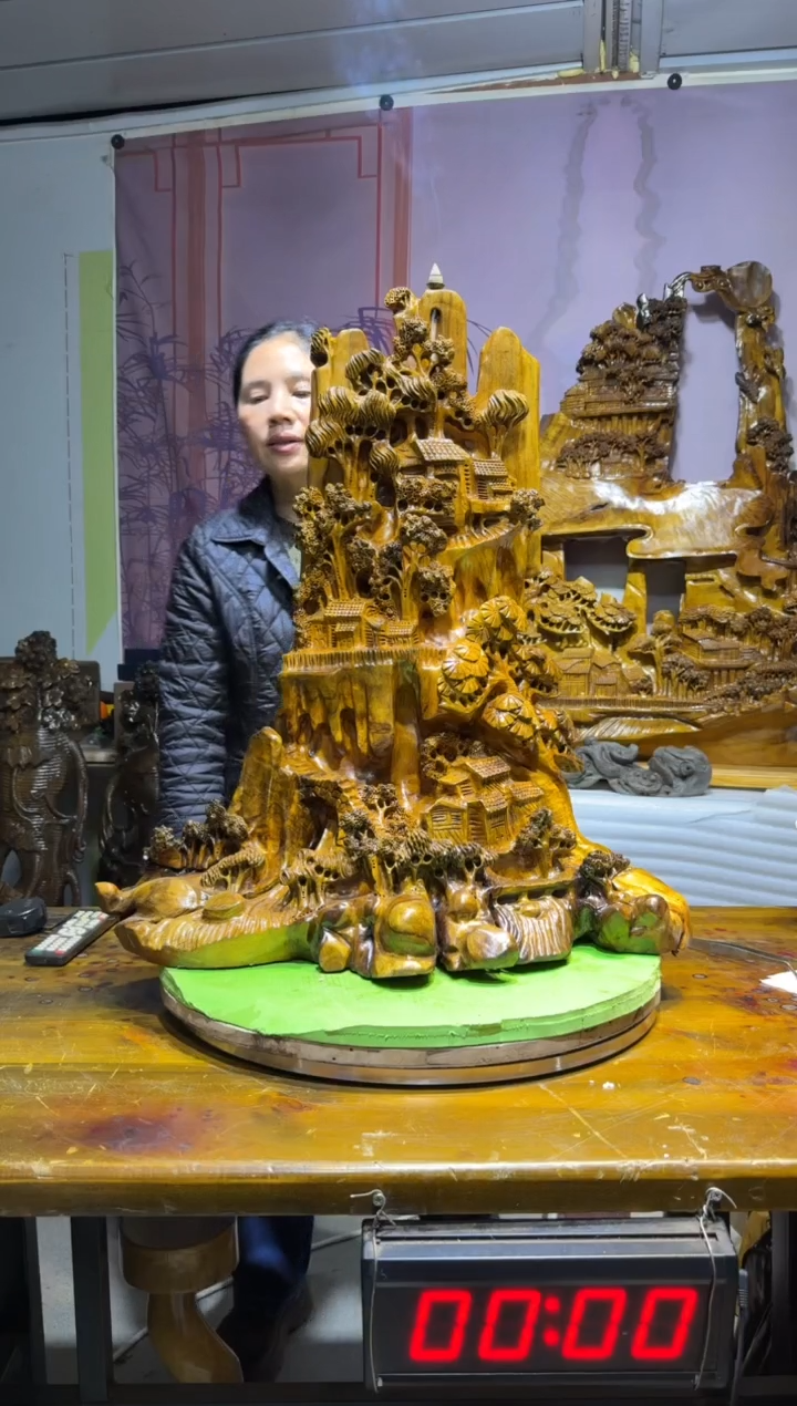 金丝楠亮*金丝楠木雕刻摆件