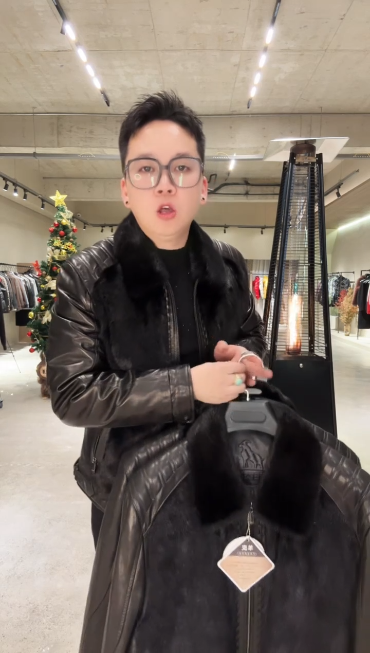 豪*50码（125-140斤）男士水貂真皮鹅绒服7790