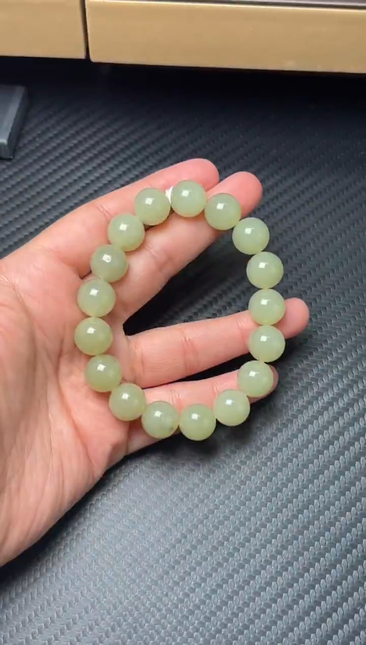 未镶嵌手串和田玉若羌李保国矿微色差卡12Mh