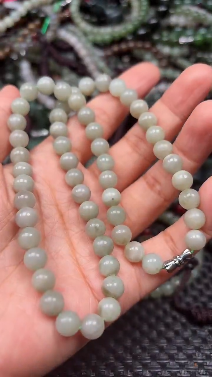 和田玉未镶嵌颈饰1