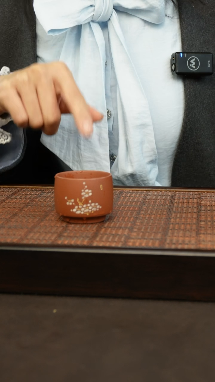 【闪购商品】坭兴陶梅花刻绘主人杯钦州红