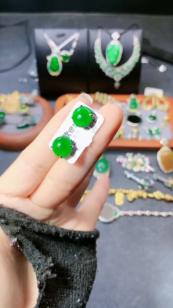 【闪购商品】翡翠耳饰银S925镶嵌耳饰