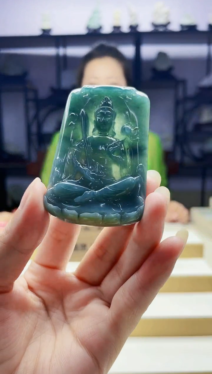 翡翠未镶嵌颈饰08090258