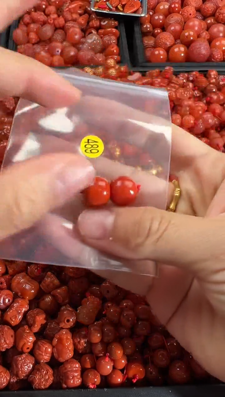 【闪购商品】南红玛瑙颈饰未镶嵌1