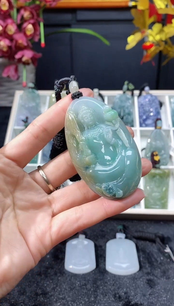 【闪购商品】翡翠颈饰未镶嵌缅甸天然翡翠