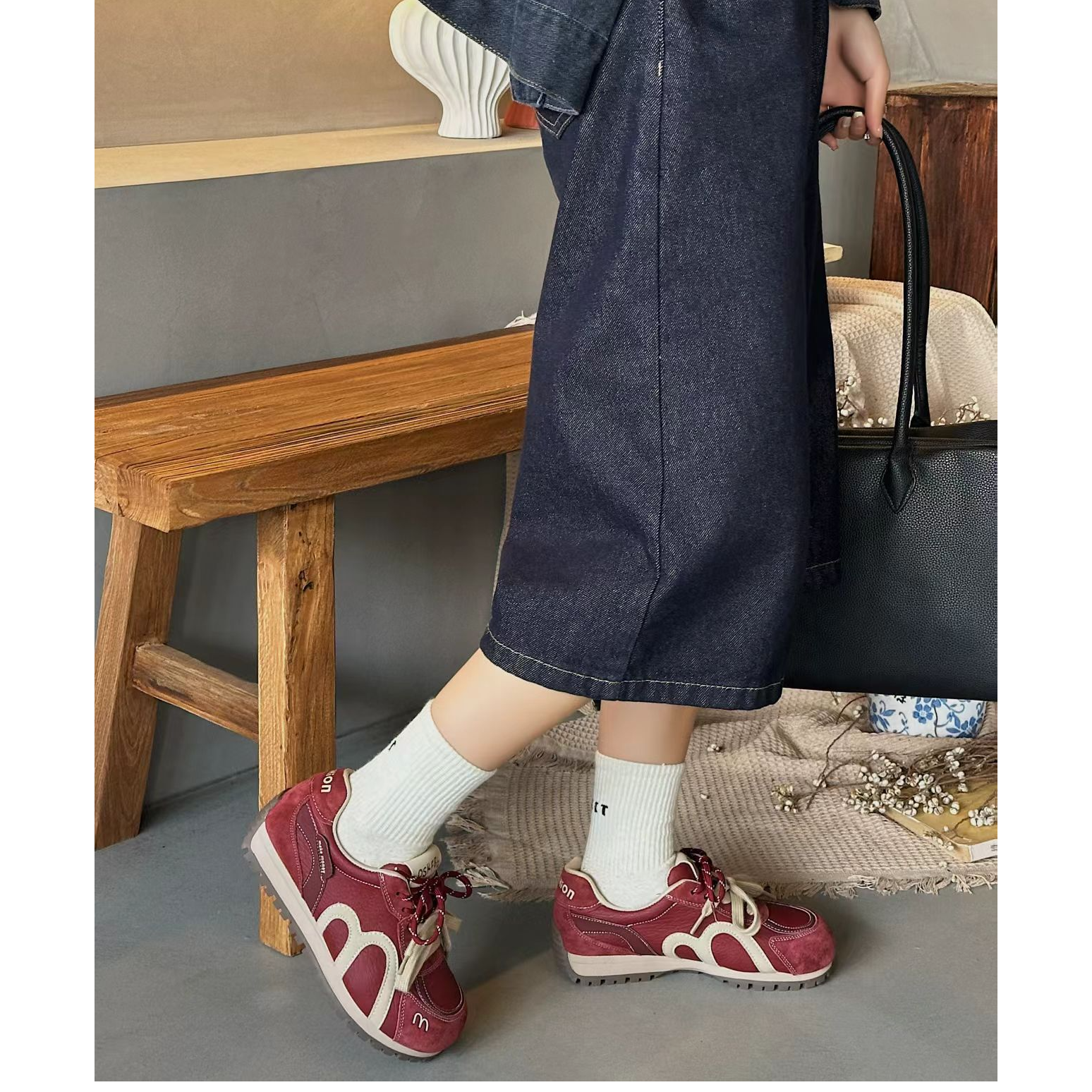 百搭加绒阿甘磨砂系带德训鞋复古时尚运动休闲鞋女鞋8530