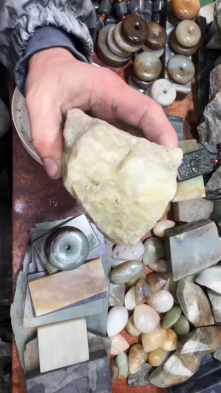 未镶嵌和田玉珠宝半成品1