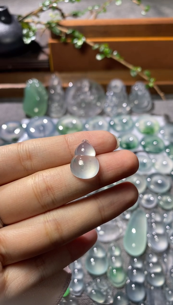 吊坠(不含链)未镶嵌翡翠葫芦