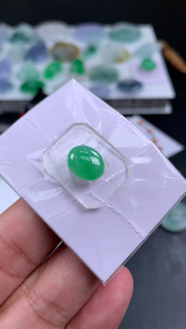 【闪购商品】定制翡翠未镶嵌翡翠