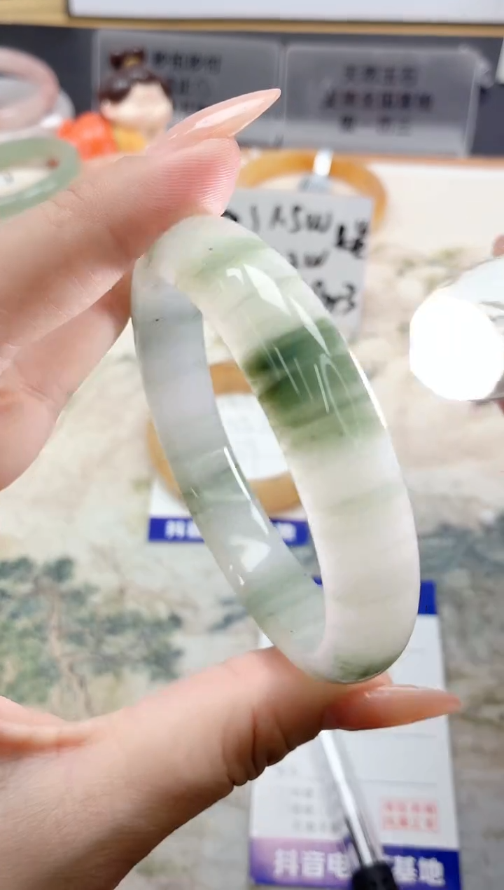 石英质玉手镯未镶嵌304/59.9