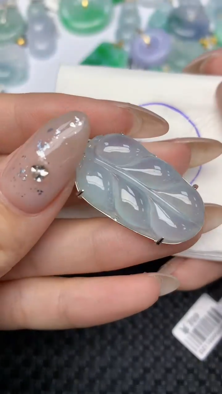 颈饰未镶嵌翡翠天然缅甸翡翠a货百元以上9元证书费自理