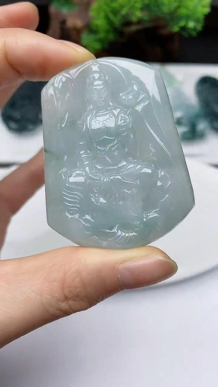 【闪购商品】翡翠颈饰未镶嵌