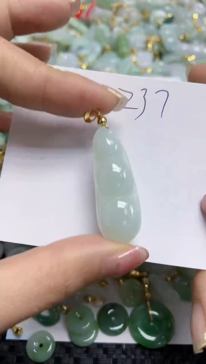 【闪购商品】翡翠颈饰合金天然A货翡翠