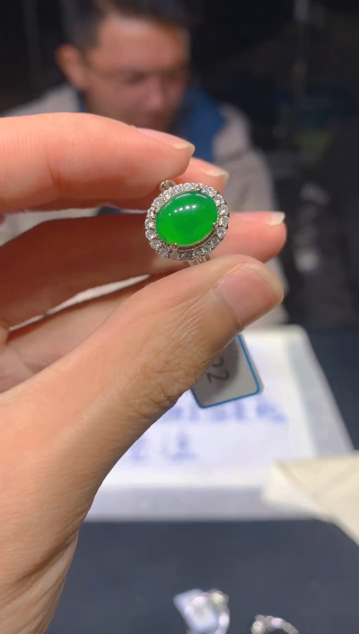 【闪购商品】定制翡翠未镶嵌84 定制翡翠.多样性发货-发其一