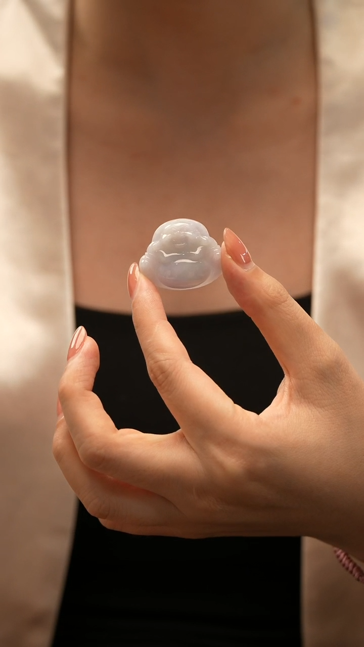 翡翠未镶嵌颈饰佛公